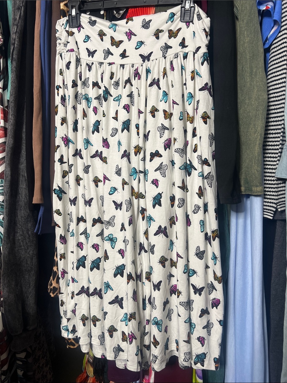 White Butterfly Print Loose Comfy Capris - Picture 2 of 2
